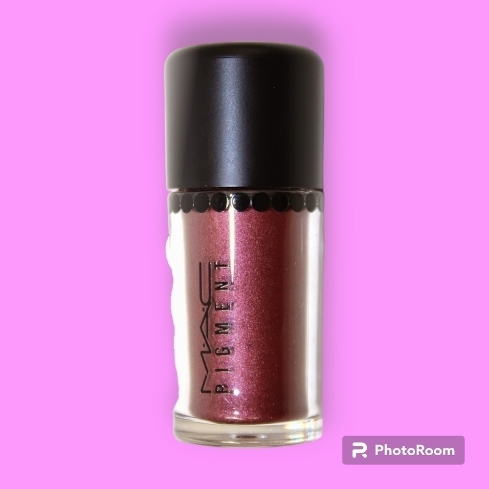 MAC Cosmetics Heritage Rouge Pigment Eyeshadow